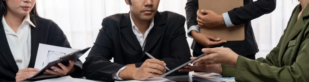 How Labour Law Compliance Services Help Businesses Avoid Legal and Financial Risks